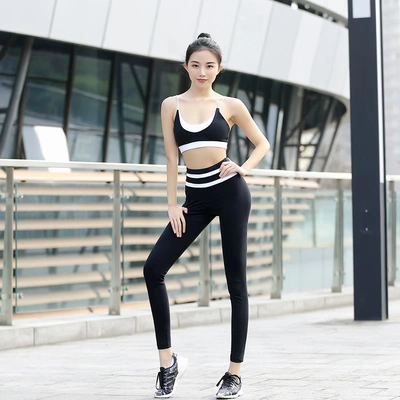 TOP 500 mẫu đồ tập Gym nữ đẹp và chất lượng từ 15 Shop uy tín nhất