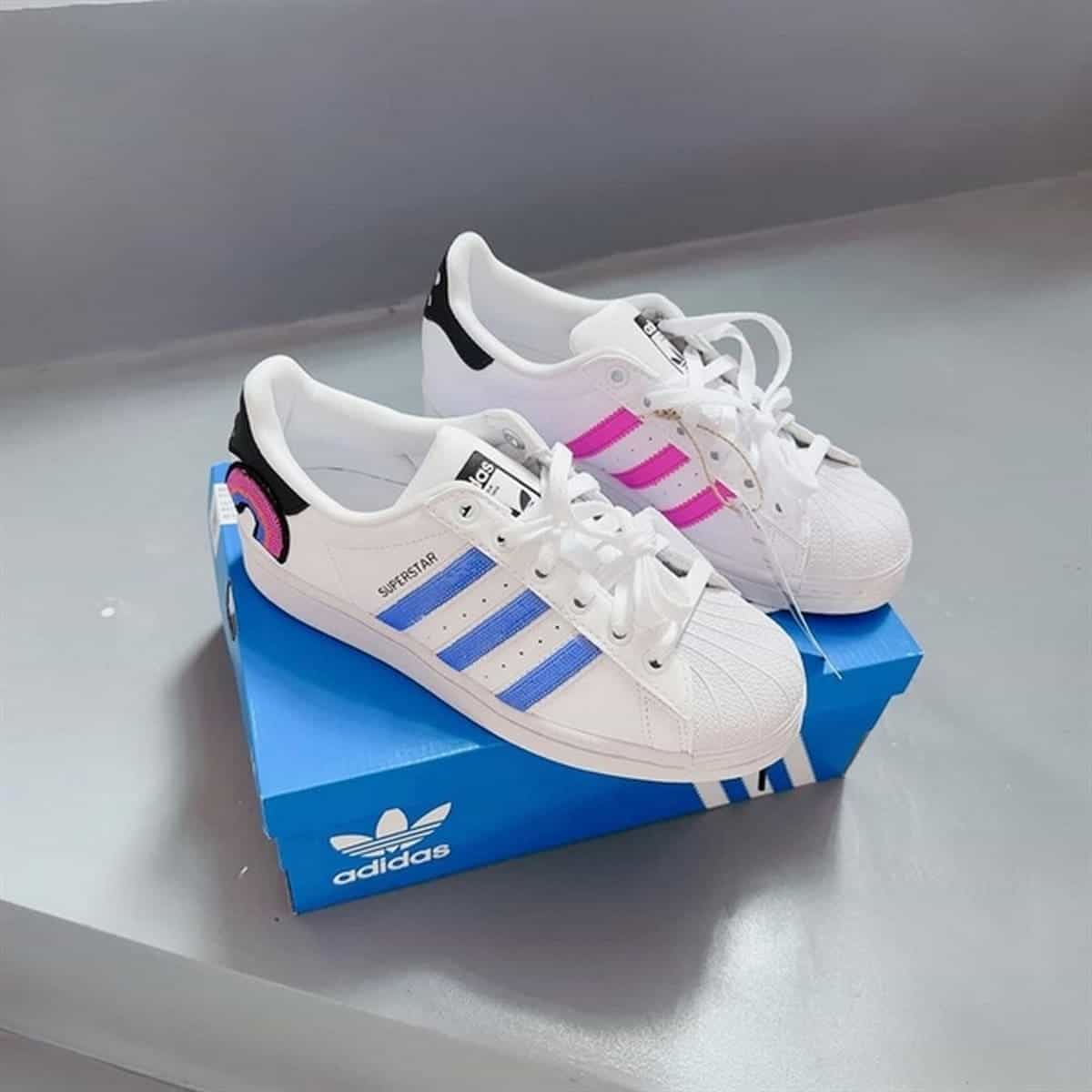 Giày Adidas Superstar J